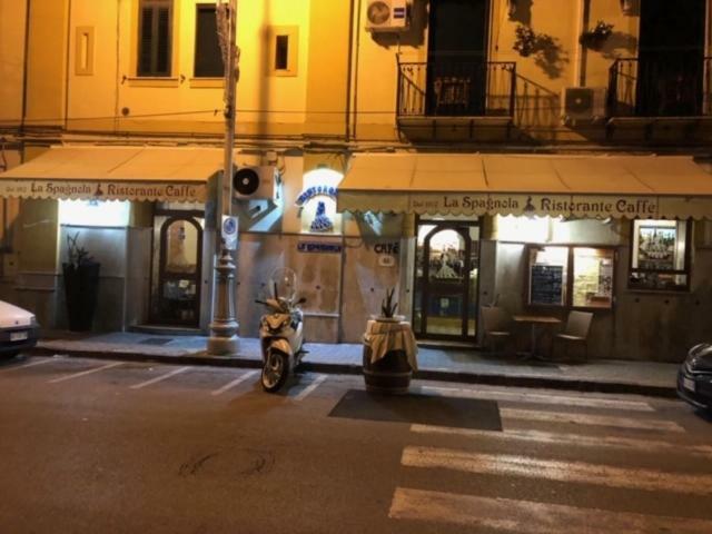B&B Blu Infinito Salerno Exterior photo
